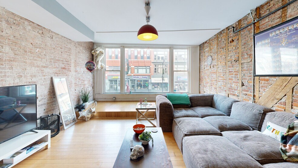 More Photos Of 40 Court St, Binghamton Apartments For Sale