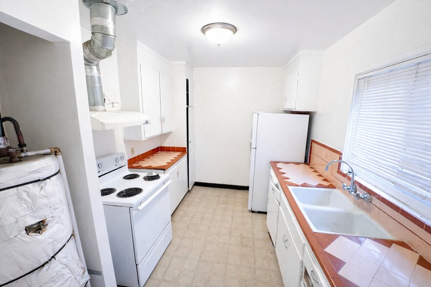 More Photos Of 1661 Fruitvale Ave, Oakland Apartments For Sale