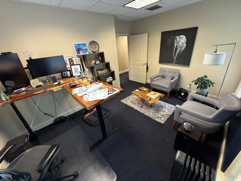 More Photos Of 3541 Habersham At Northlake, Tucker Office For Sale