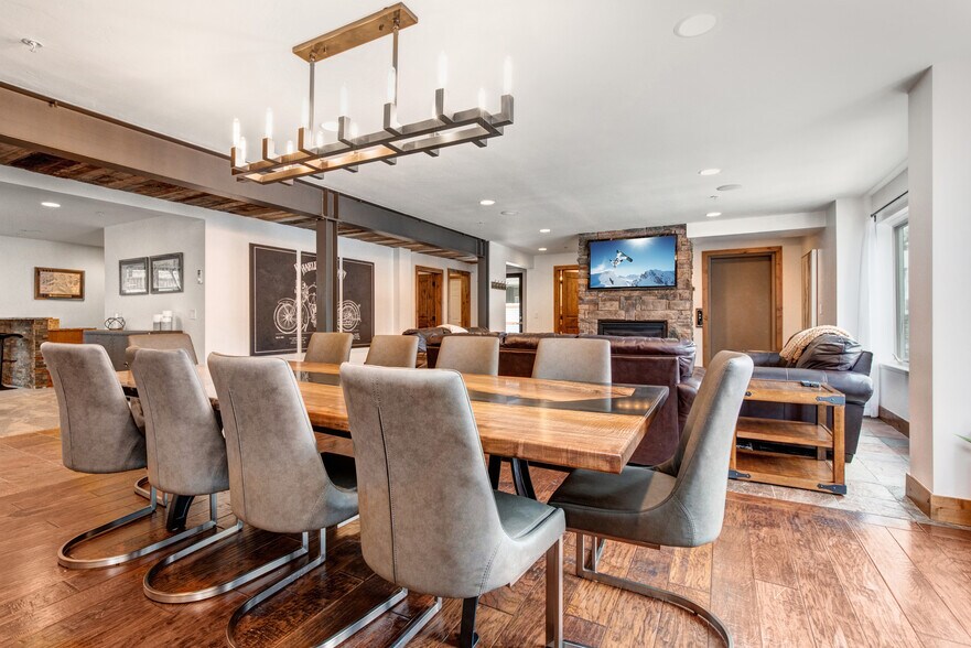 More Photos Of 1469 Woodside Ave, Park City Lodge Meeting Hall For Sale