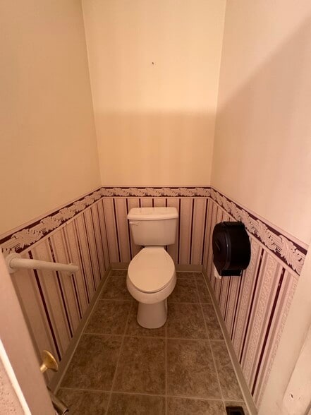 More Photos Of 201 Lytle st, Fostoria Religious Facility For Sale