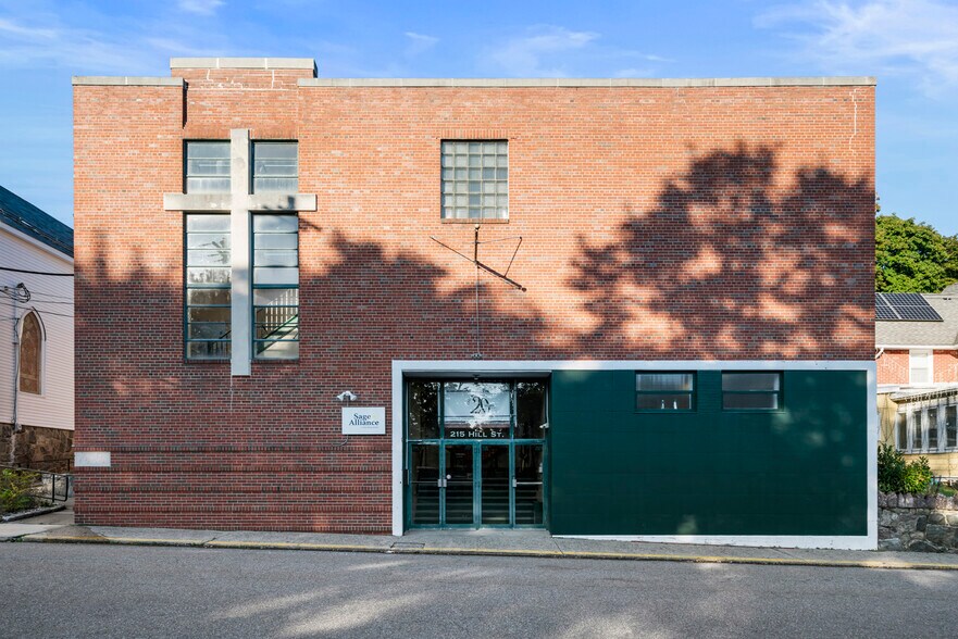 Primary Photo Of 215 Hill St, Boonton Schools For Lease