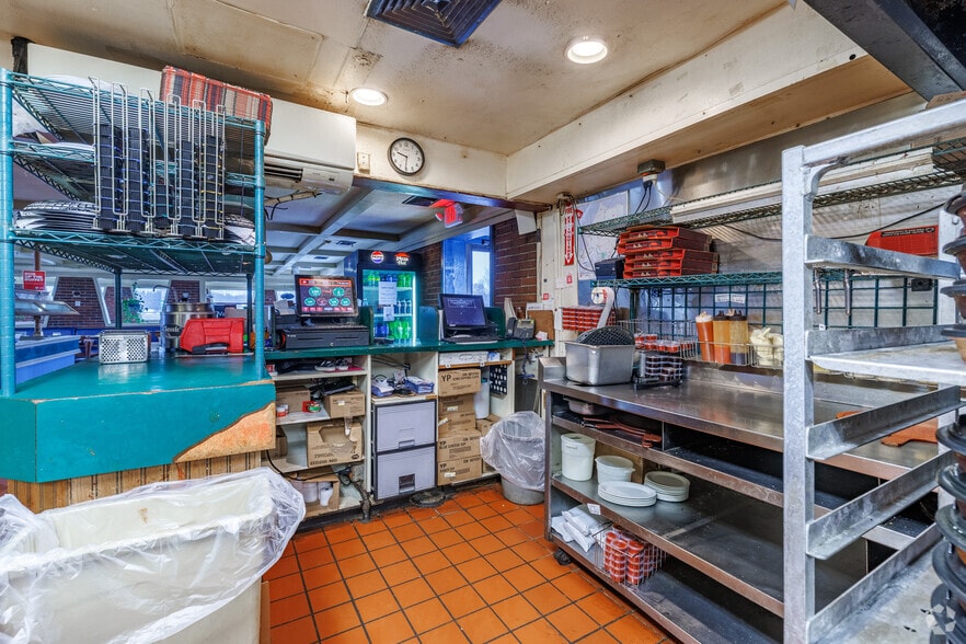More Photos Of 386 Grant Avenue Rd, Auburn Restaurant For Sale