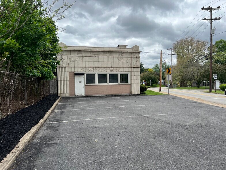 More Photos Of 810 Noblestown Rd, Carnegie Office For Sale