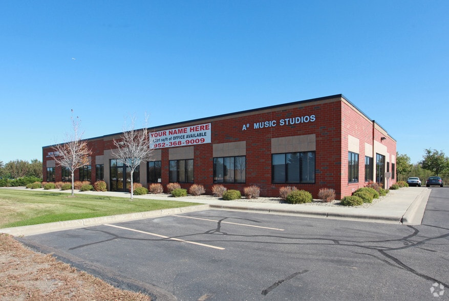 More Photos Of 8811 92nd St S, Cottage Grove Office For Lease