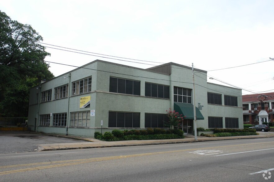 More Photos Of 266 S Cleveland St, Memphis Medical For Lease