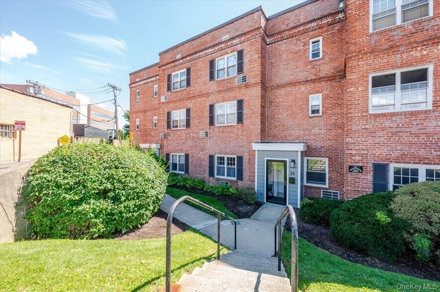 Primary Photo Of 23 S Village Ave, Rockville Centre Office For Sale