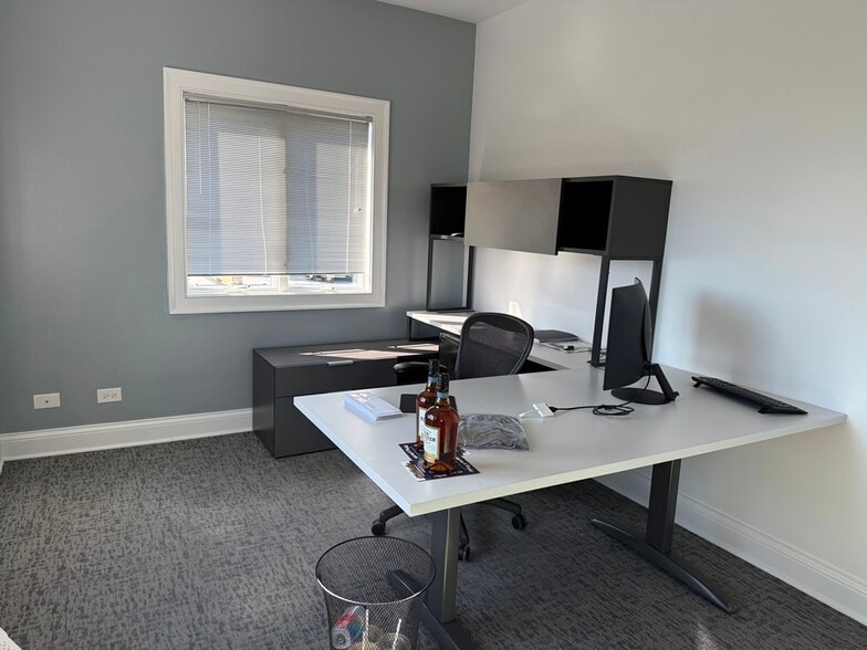 More Photos Of 378 Park Ave, Glencoe Office For Lease