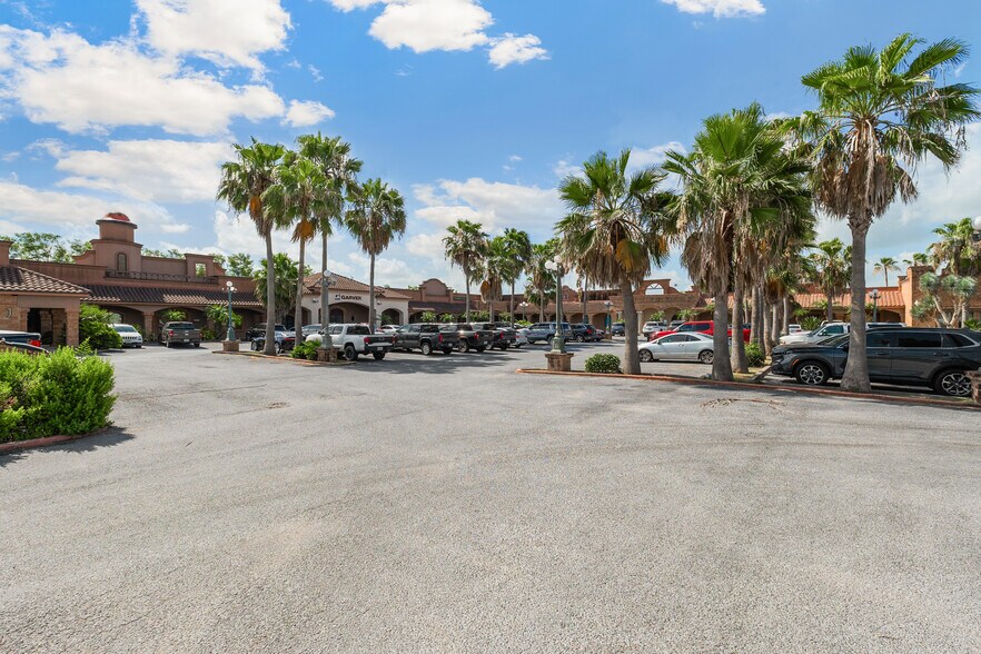 More Photos Of 1906 E Tyler Ave, Harlingen Loft Creative Space For Sale