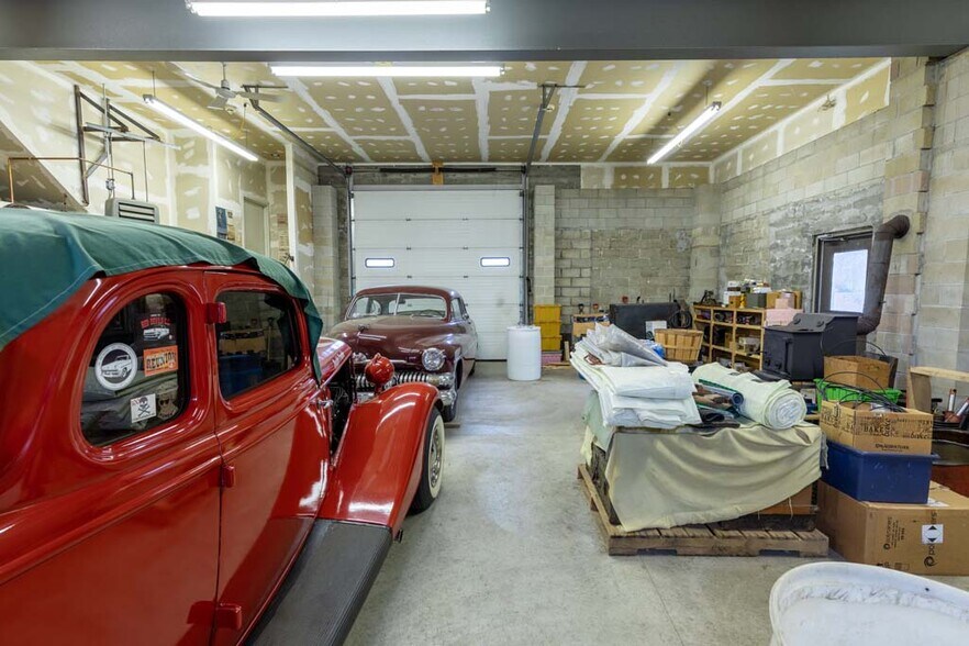 More Photos Of 170 E Main St, Milford Auto Repair For Sale