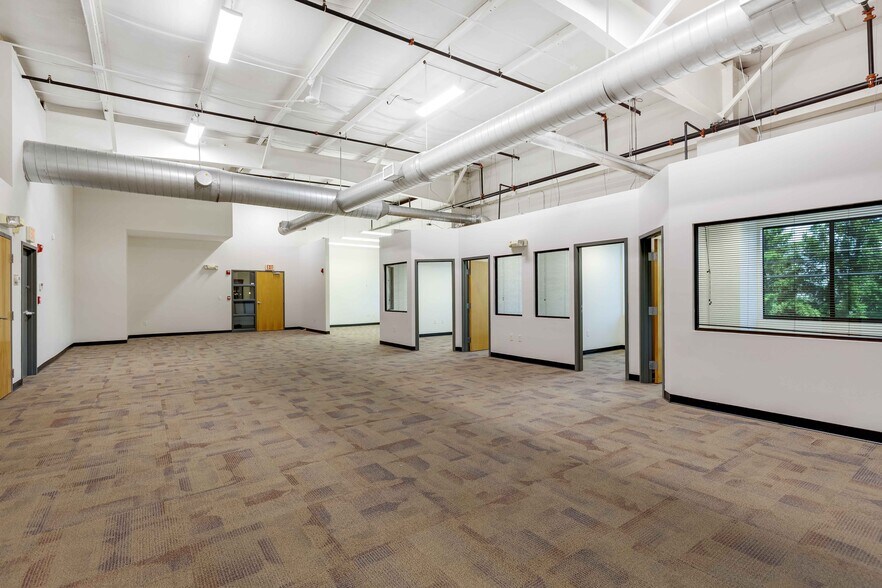 More Photos Of 230 North St, Danvers Medical For Lease