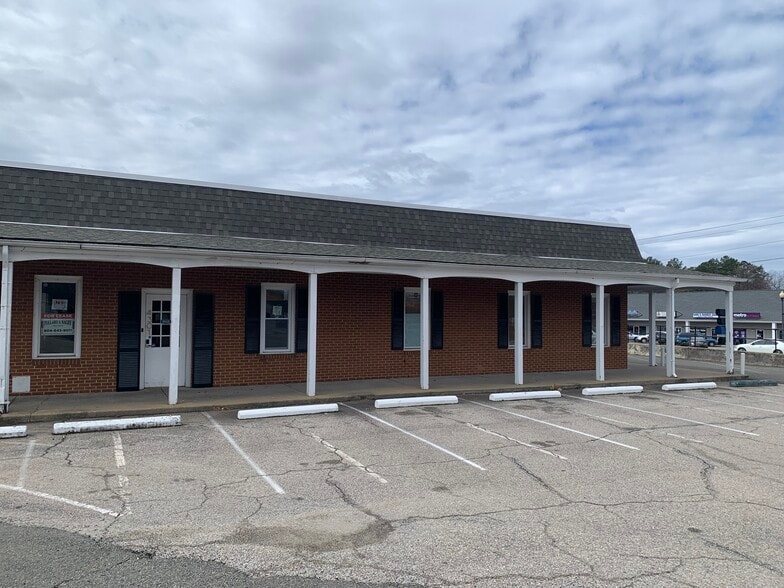 More Photos Of 4301 W Hundred Rd, Chester Unknown For Lease