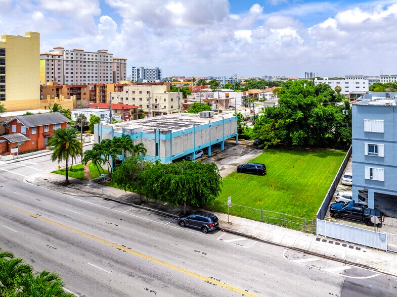 More Photos Of 300 NW 12th Ave, Miami Loft Creative Space For Sale