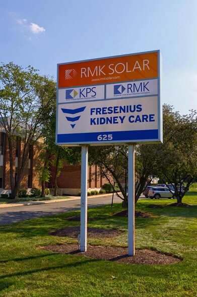 More Photos Of 625 Spring St, Wyomissing Office For Sale