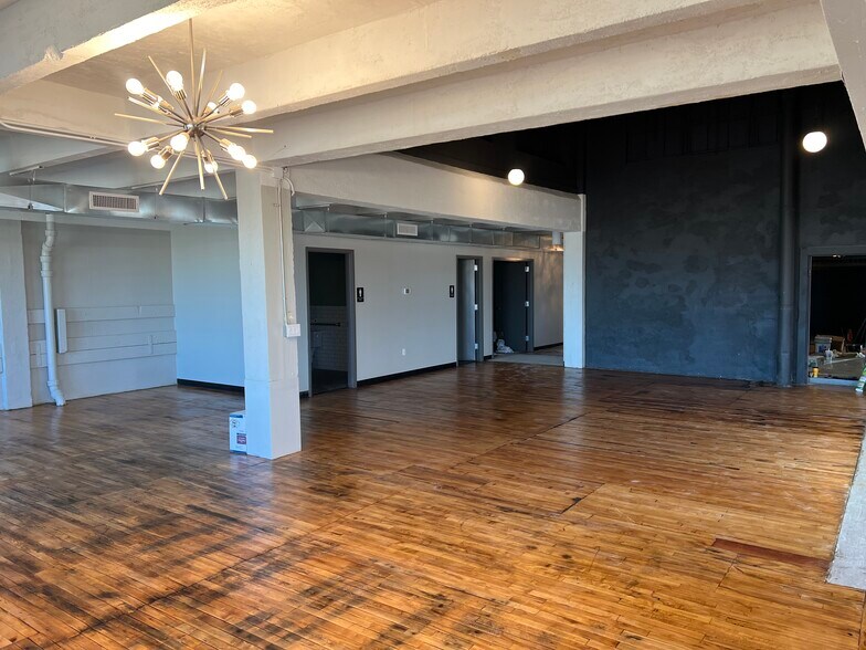 More Photos Of 601 SE 5th St, Topeka Office For Lease