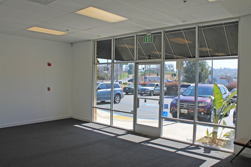 More Photos Of 31364 Hampton Rd, Yucaipa Storefront For Lease
