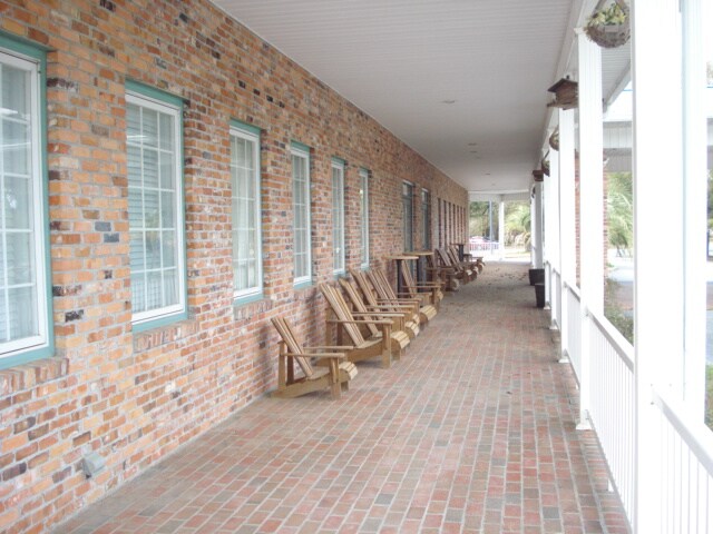 More Photos Of 2640 SE CR 255 Rd, Lee Restaurant For Sale