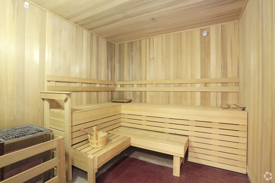 More Photos Of 637-643 N Wells St, Chicago Apartments For Lease