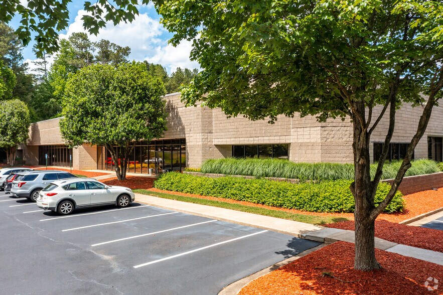 Primary Photo Of 3055 Northwoods Cir, Peachtree Corners Warehouse For Lease