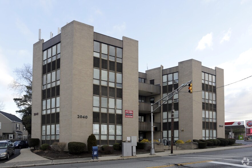 More Photos Of 2040 Millburn Ave, Maplewood Medical For Lease