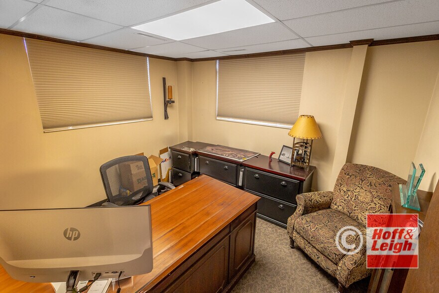 More Photos Of 2325 Sinton Rd, Colorado Springs Warehouse For Sale