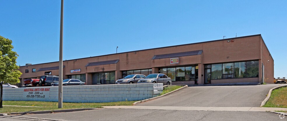 More Photos Of 27 Casebridge Ct, Toronto Flex For Lease