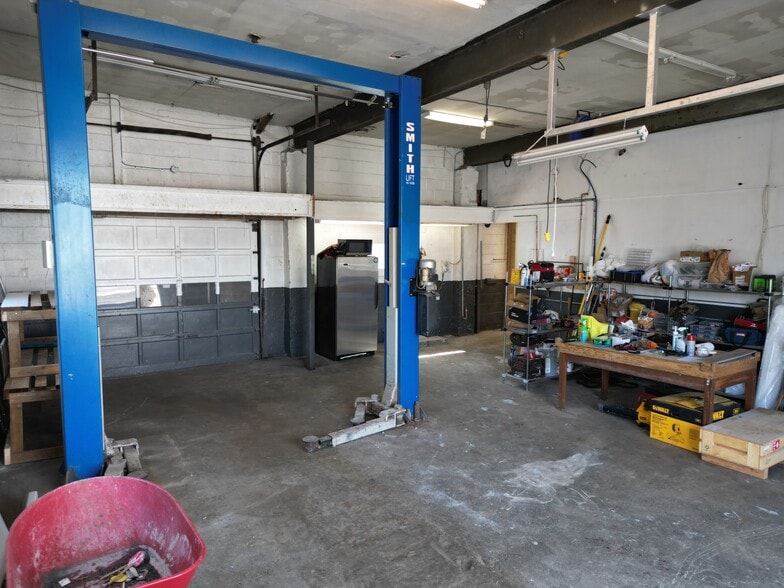 More Photos Of 80 Townline Rd W, Carleton Place General Retail For Sale