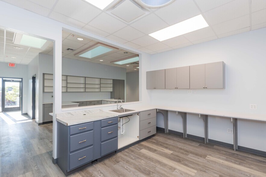 More Photos Of 7629 Hillside Rd, Amarillo Medical For Lease