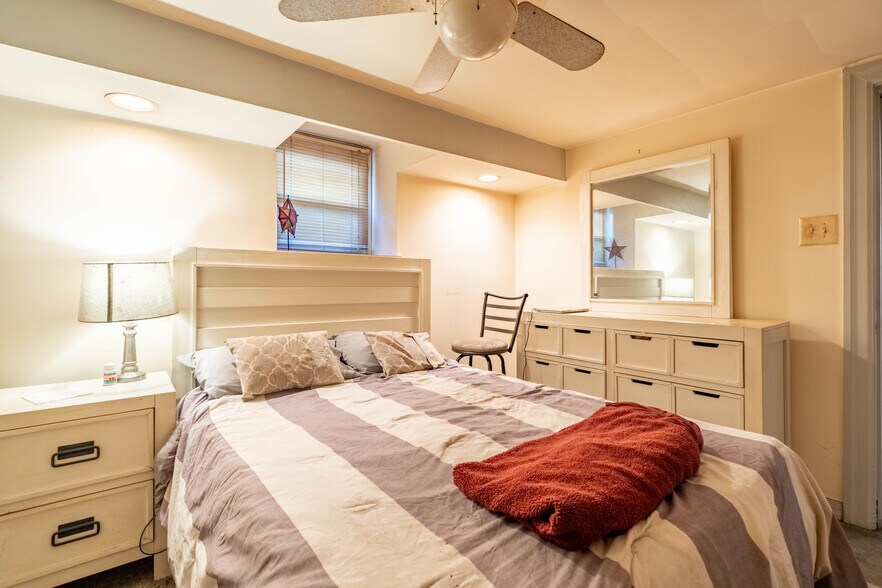 More Photos Of 1900 Old York Rd, Abington Apartments For Sale