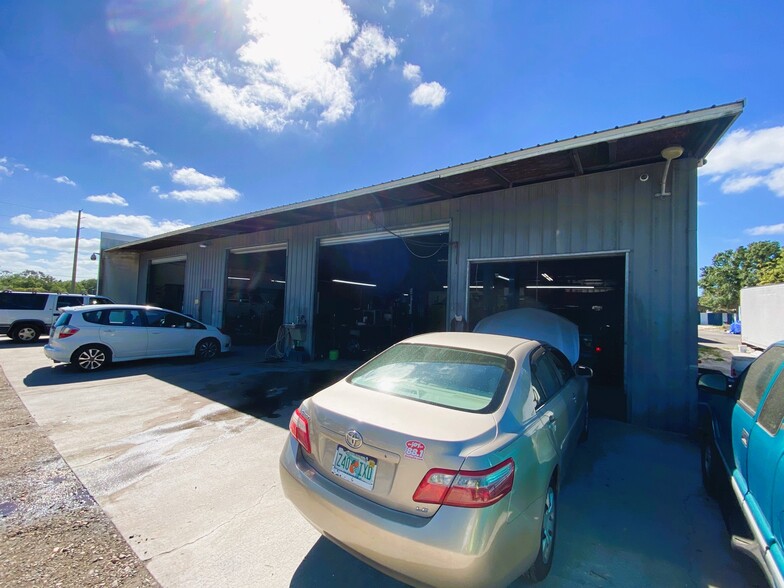 More Photos Of 5004 15th E st, Bradenton Industrial For Sale