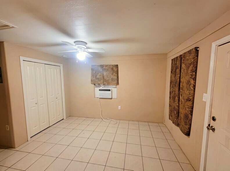 More Photos Of 164 W Old Highway 83, Rio Grande City Apartments For Sale