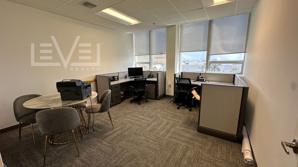 More Photos Of 2455 E Sunrise Blvd, Fort Lauderdale Loft Creative Space For Sale