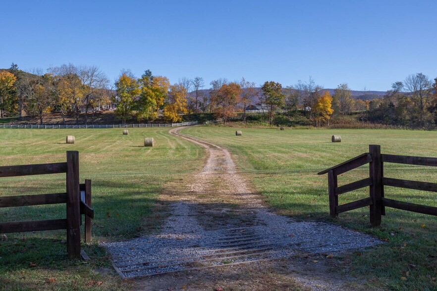 More Photos Of 4301 Longdale Furnace Rd, Clifton Forge Lodge Meeting Hall For Sale