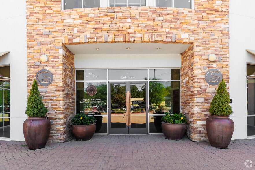 More Photos Of 1000 Texan Trl, Grapevine Unknown For Lease