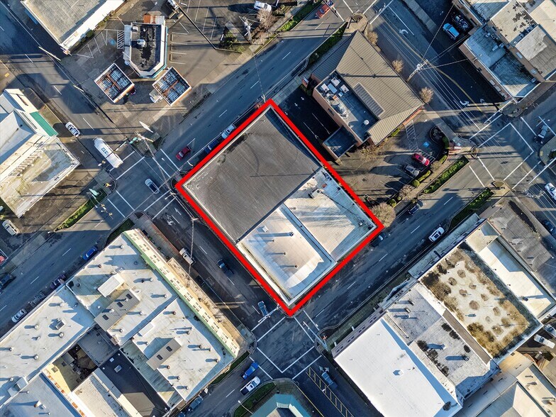 More Photos Of 301 Main Ave, Tillamook General Retail For Sale