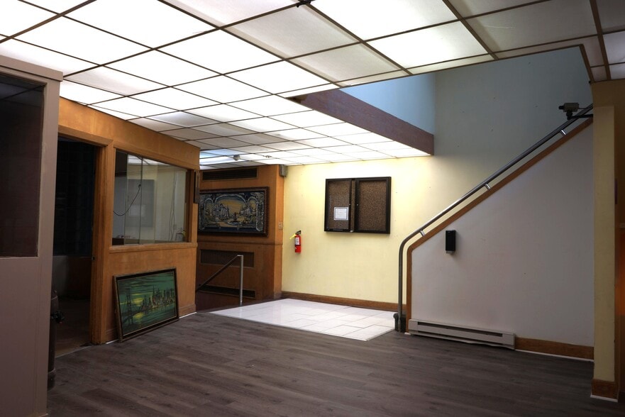 More Photos Of 2810-2812 N Broad St, Philadelphia Office Residential For Sale