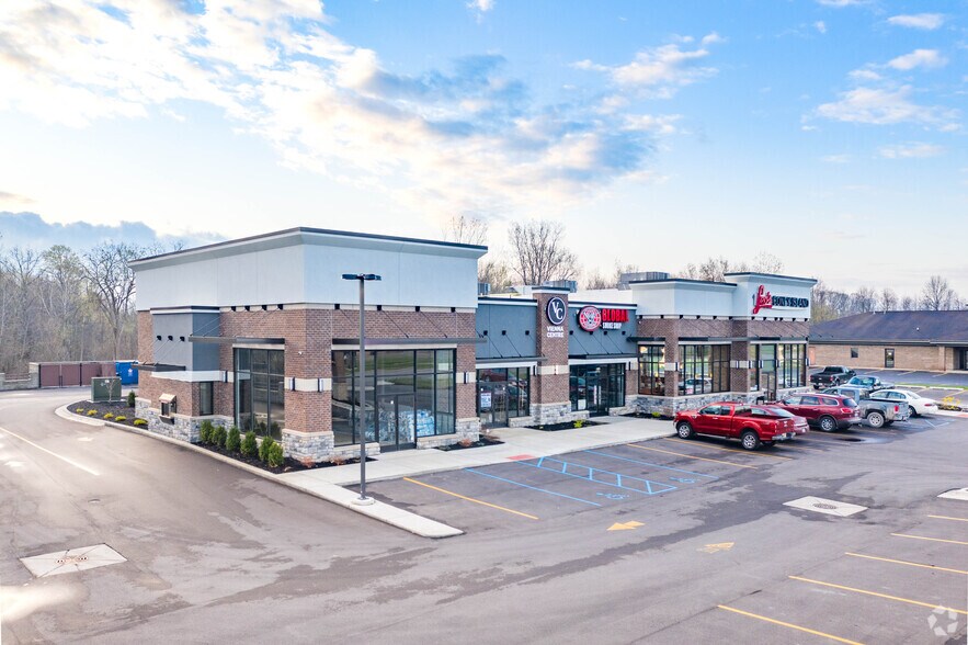 More Photos Of 11470 N Linden Rd, Clio General Retail For Lease