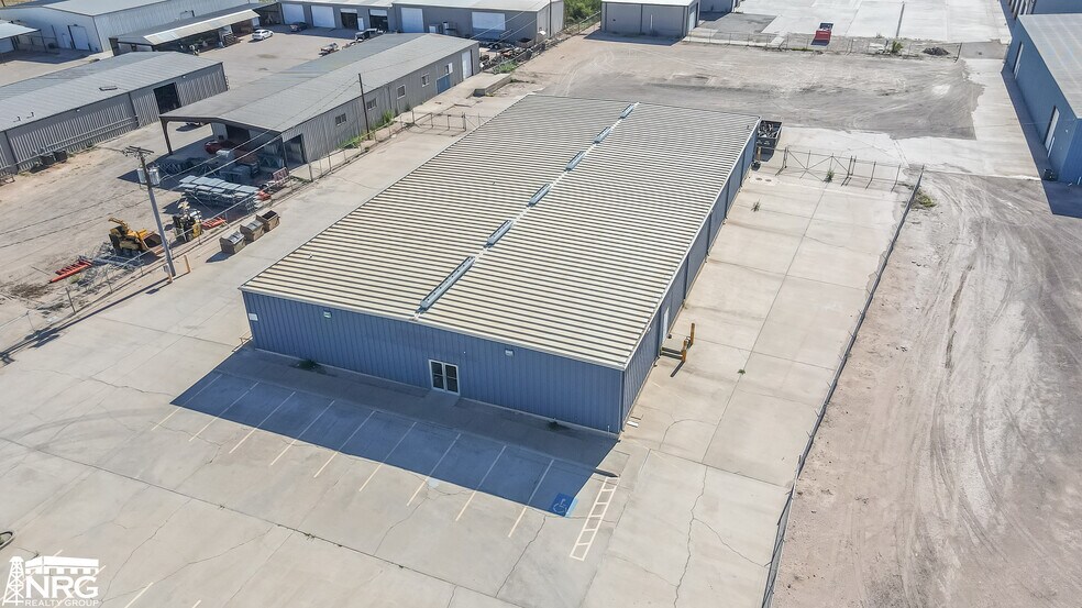 More Photos Of 1207 S County Road West, Odessa Warehouse For Lease