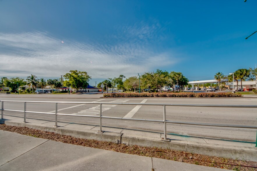 More Photos Of 3015 Tamiami Trl E, Naples Storefront Retail Office For Sale