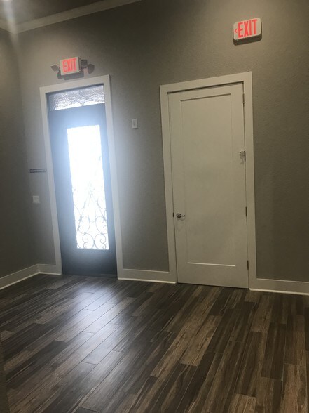 More Photos Of 5899 Preston Rd, Frisco Office For Sale