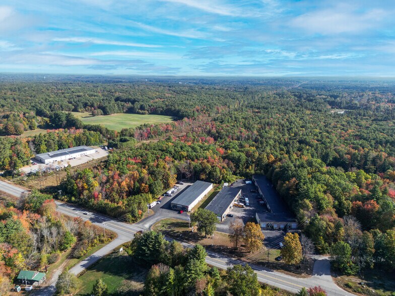 More Photos Of 189 Route 125, Brentwood Unknown For Lease