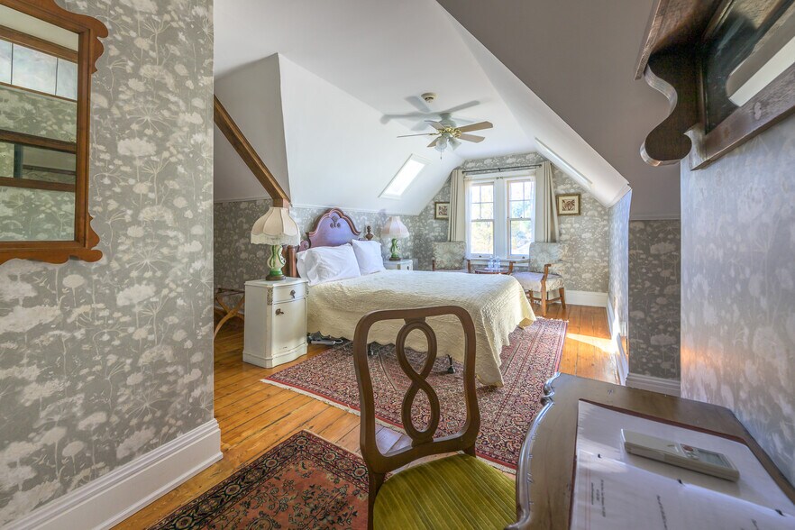 More Photos Of 518 Main St, Great Barrington Hospitality For Sale