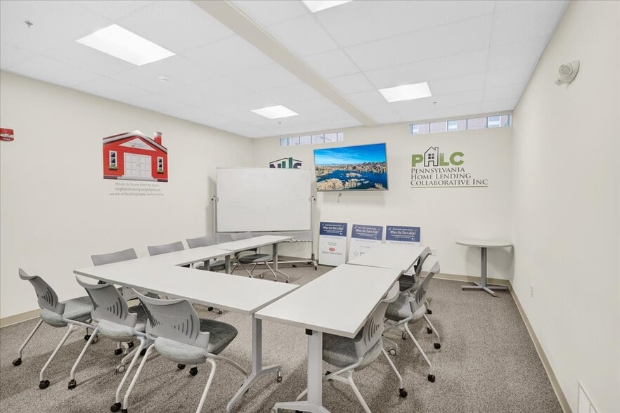 More Photos Of 213 N 5th St, Reading Office For Lease