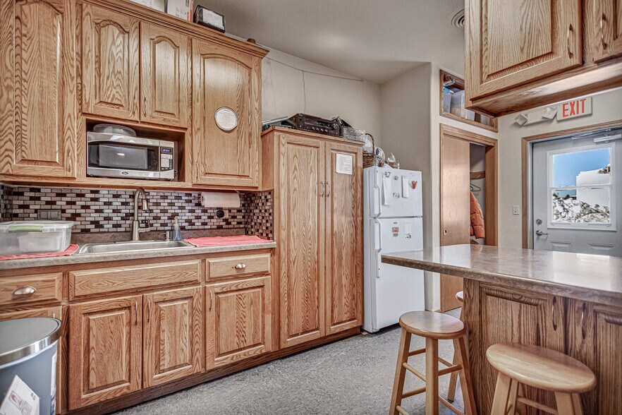 More Photos Of 1101 Service Rd, Kiel Freestanding For Sale