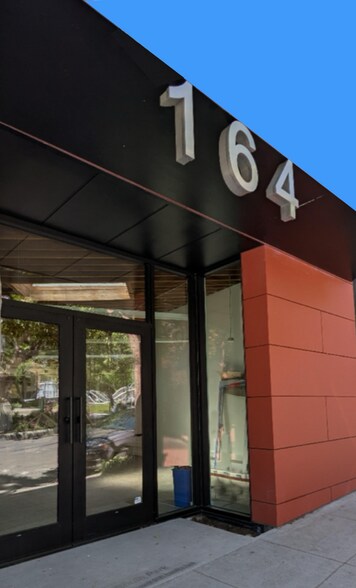 More Photos Of 164 S Park Ave, San Francisco Office For Sale