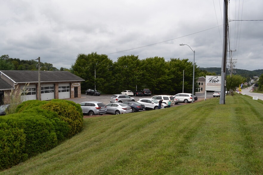 More Photos Of 4028 Hanover Pike, Manchester Auto Repair For Sale