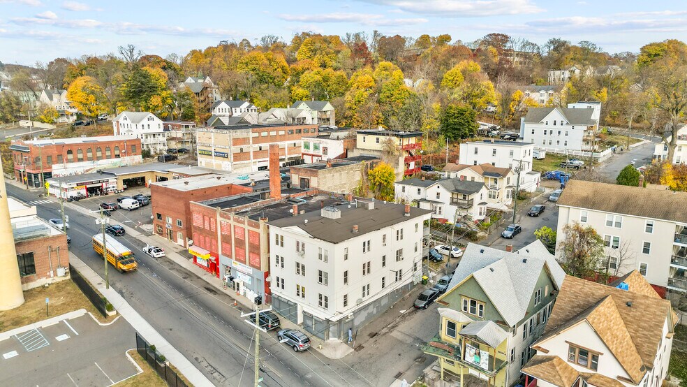 More Photos Of 138 Cherry St, Waterbury Apartments For Sale