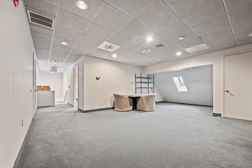 More Photos Of 177 Main St, Gorham Bank For Sale