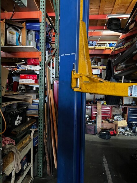 More Photos Of 11841 Washington Blvd, Whittier Auto Repair For Lease