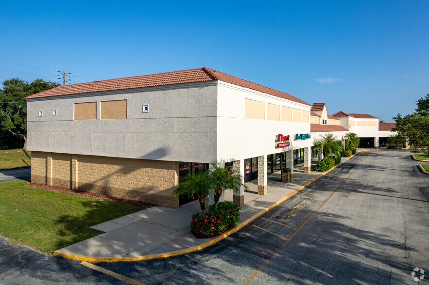 More Photos Of 1450 N Courtenay Pky, Merritt Island General Retail For Sale